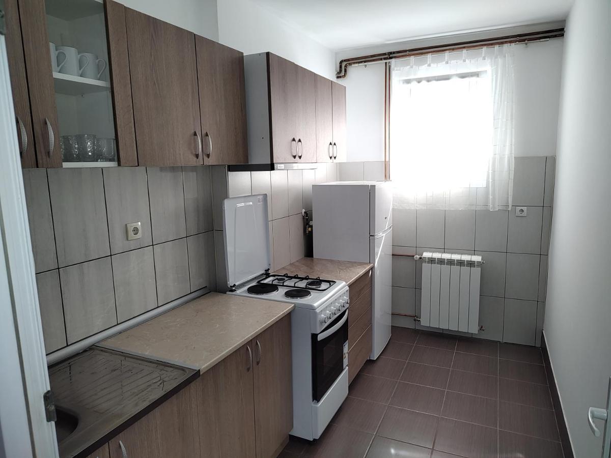 Apartman Anastasija Surcin Exterior photo